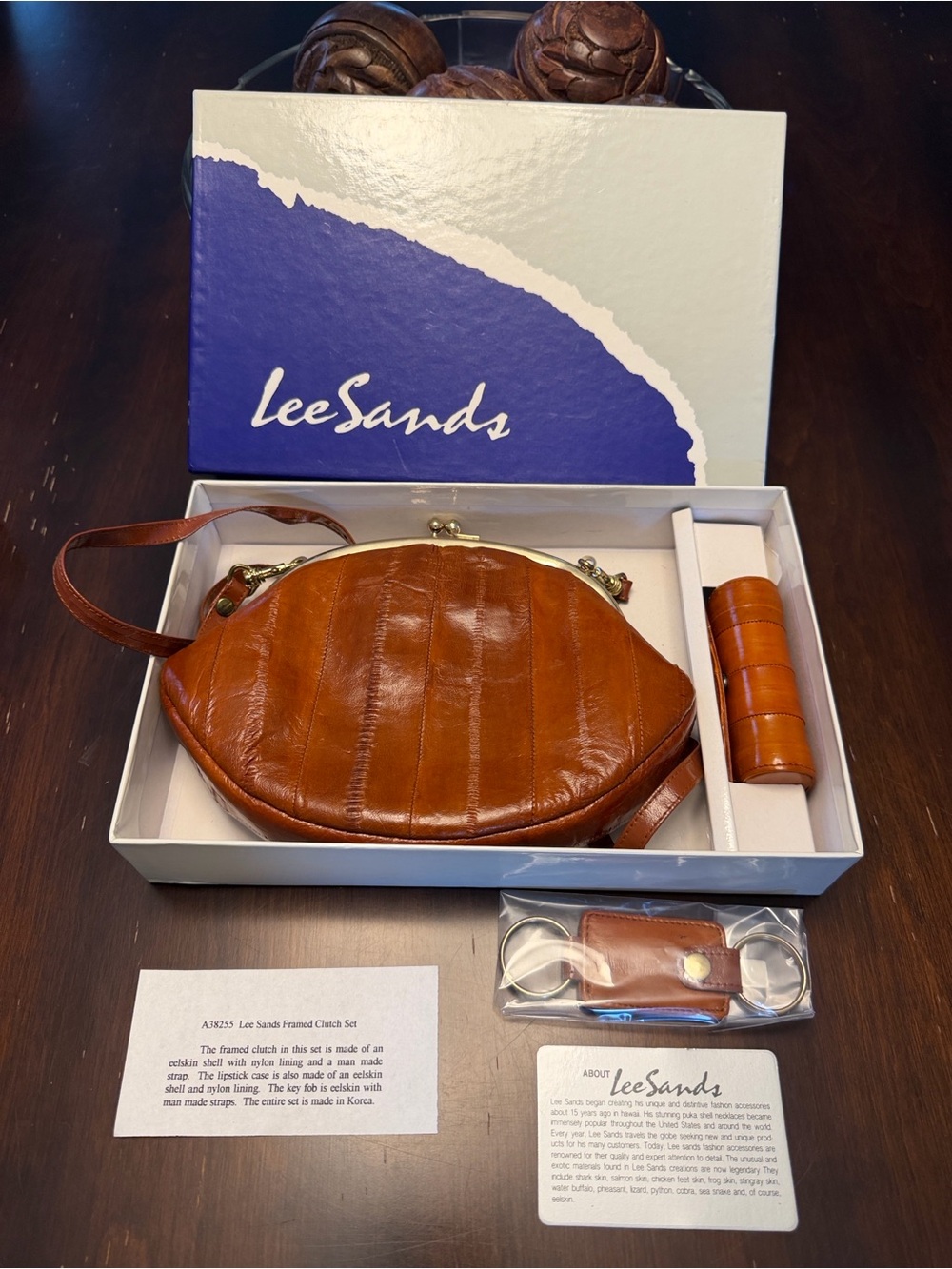 Vintage Lee Sands eelskin brown Kiss-Lock Mini Bag